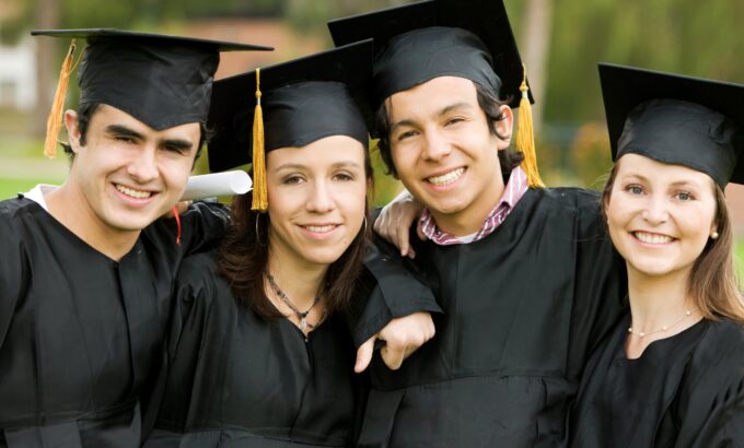 Group,Graduation,Of,Students,Looking,Very,Happy